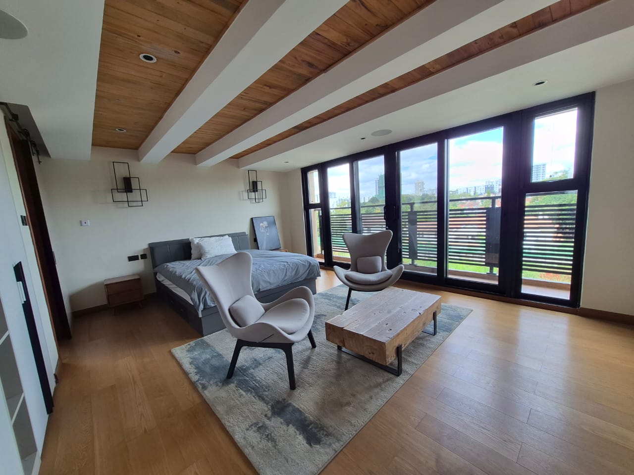 4-Bedroom Ultra-Luxury Townhouse in Lavington thumbnail 10