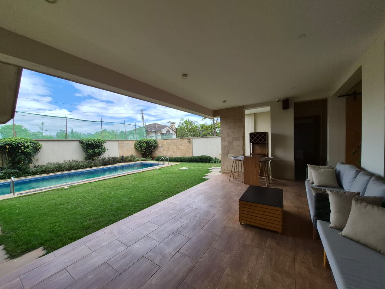 4-Bedroom Ultra-Luxury Townhouse in Lavington thumbnail 11