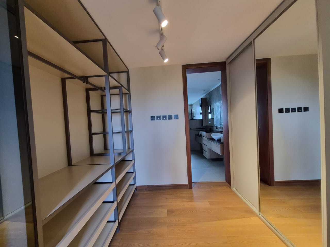 4-Bedroom Ultra-Luxury Townhouse in Lavington thumbnail 13