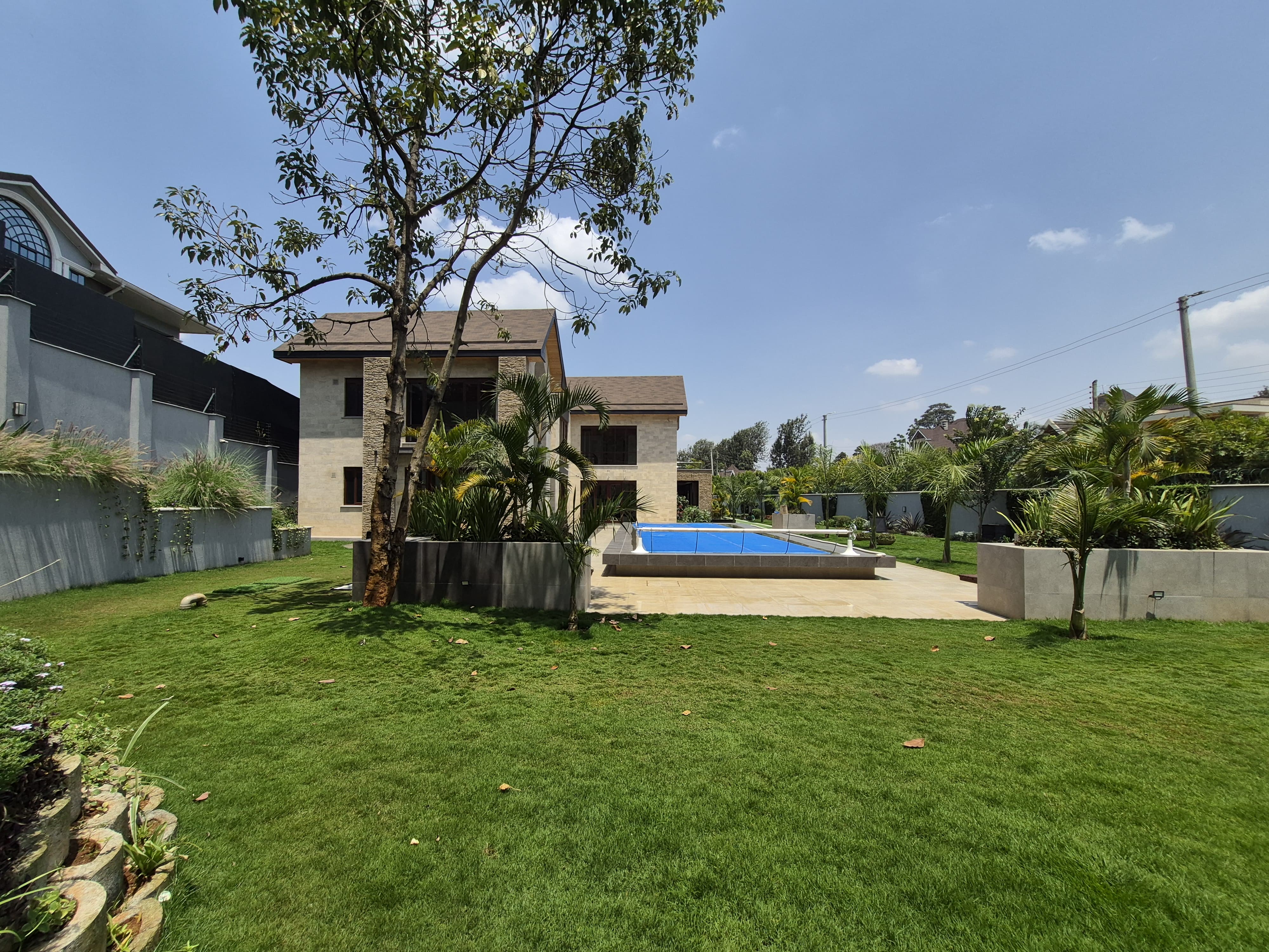 Elegantly Designed 4-Bedroom House for Sale thumbnail 2