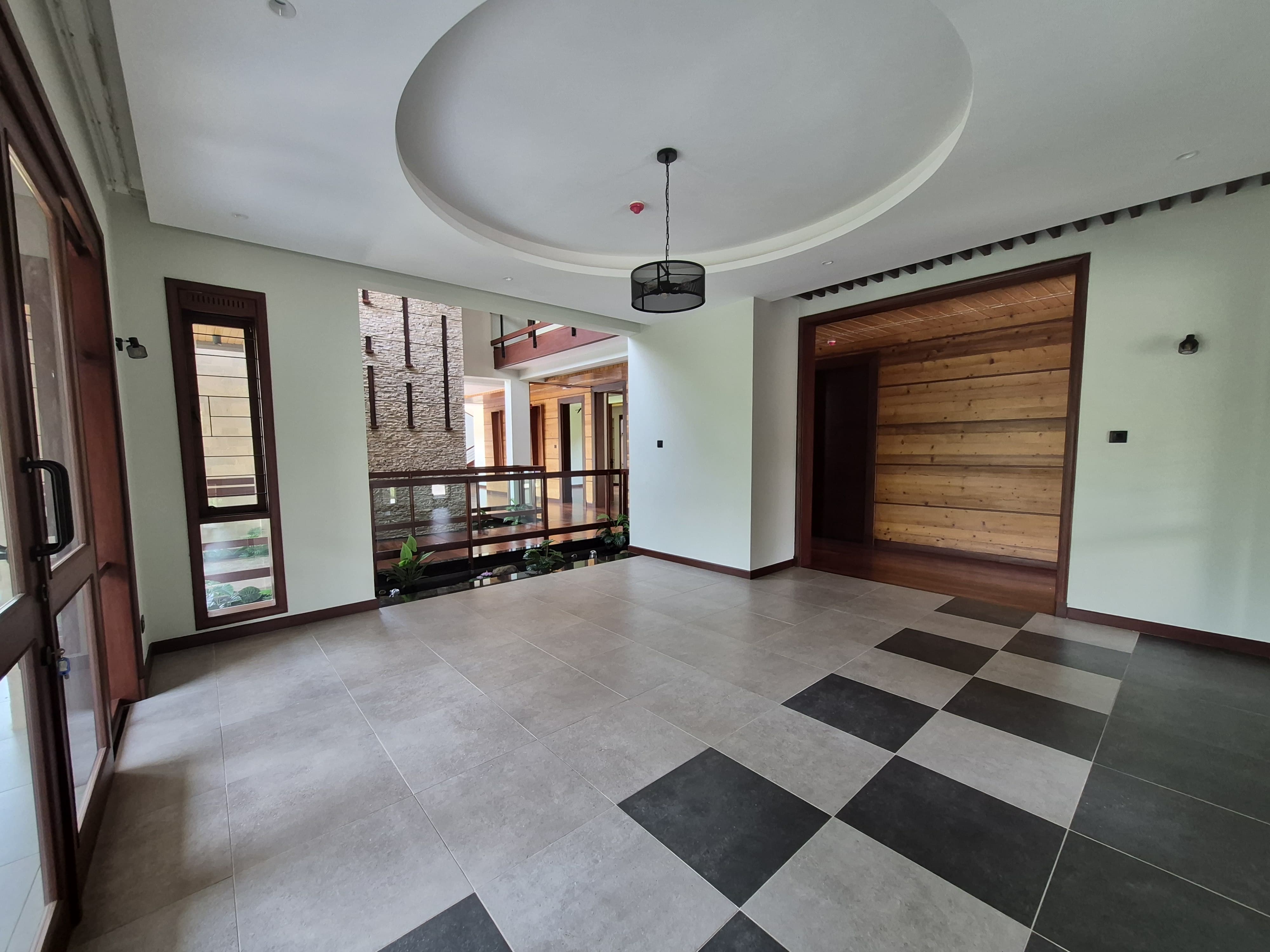 Elegantly Designed 4-Bedroom House for Sale thumbnail 5