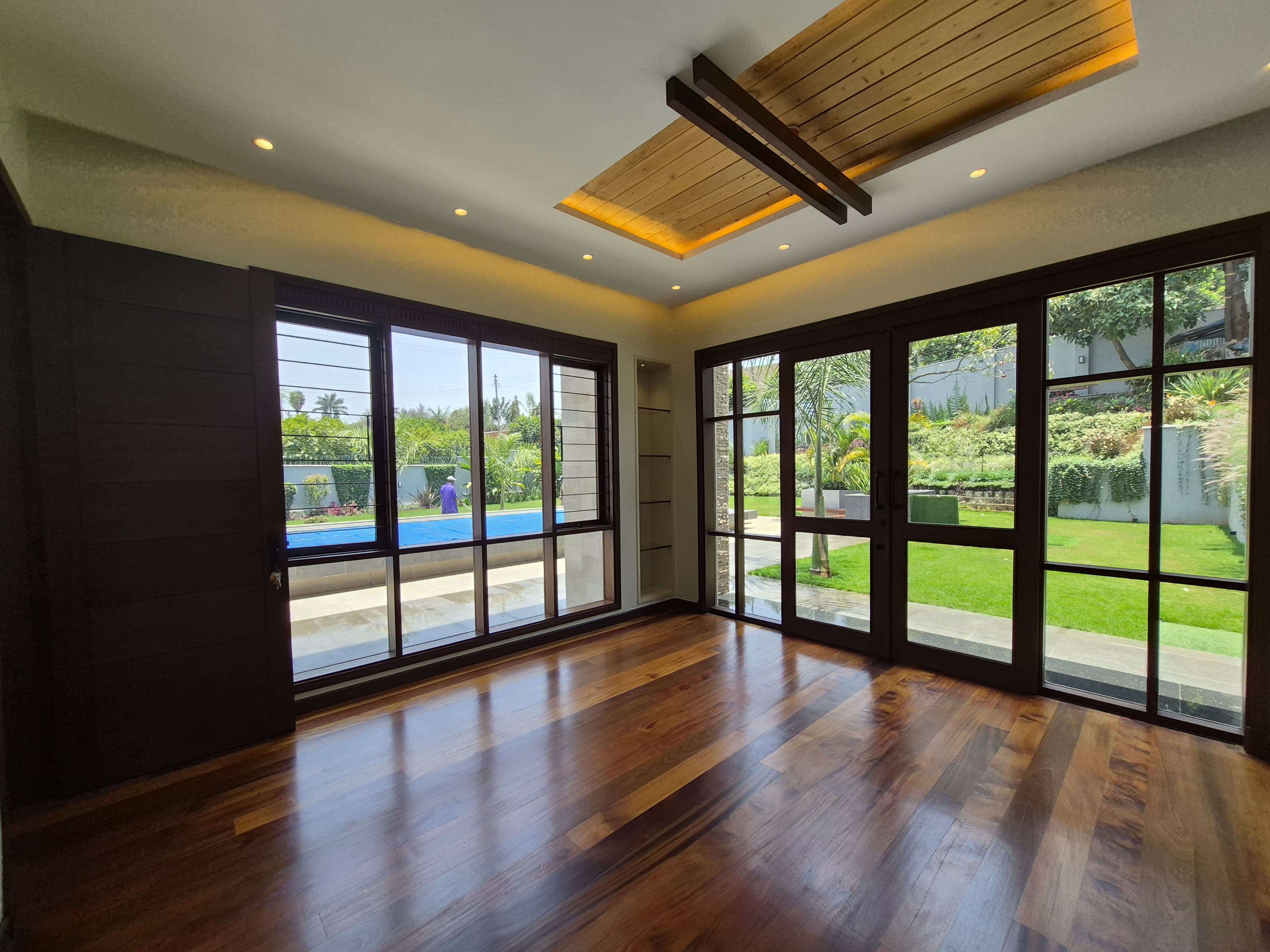 Elegantly Designed 4-Bedroom House for Sale thumbnail 11