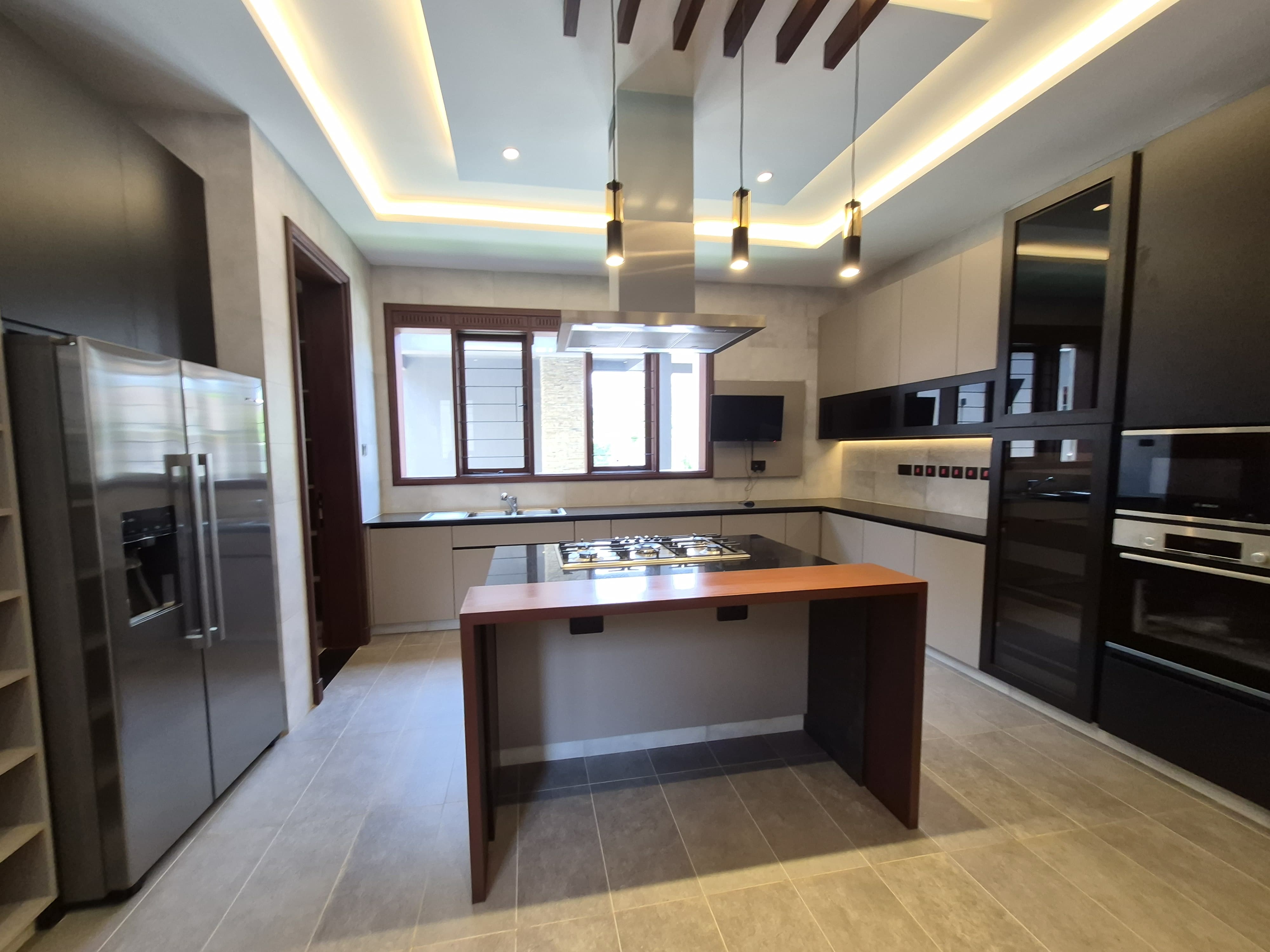 Elegantly Designed 4-Bedroom House for Sale thumbnail 13