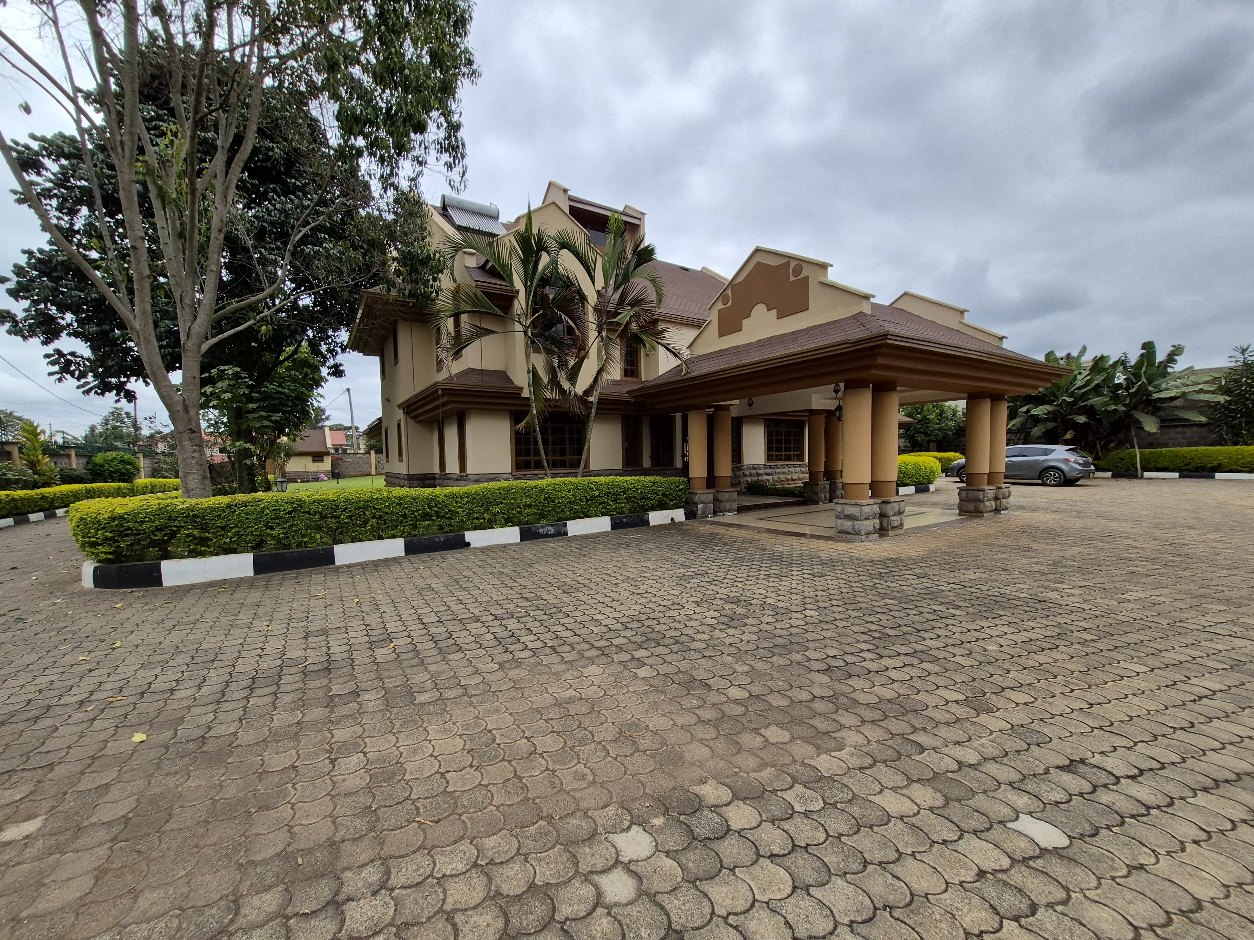 Executive 5 bedroom all En-suite House in Runda — Runda, Nairobi