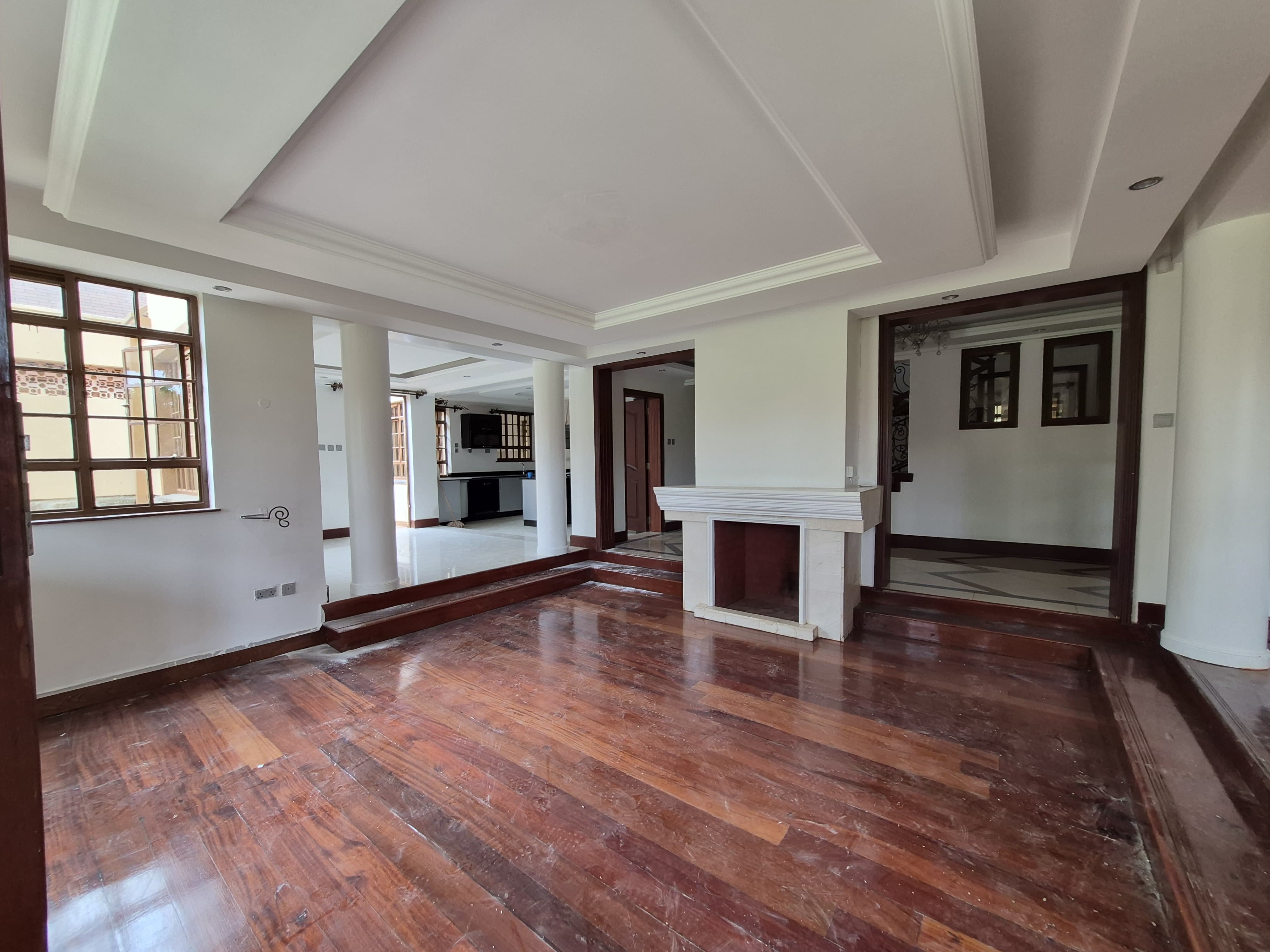 Executive 5 bedroom all En-suite House in Runda thumbnail 8