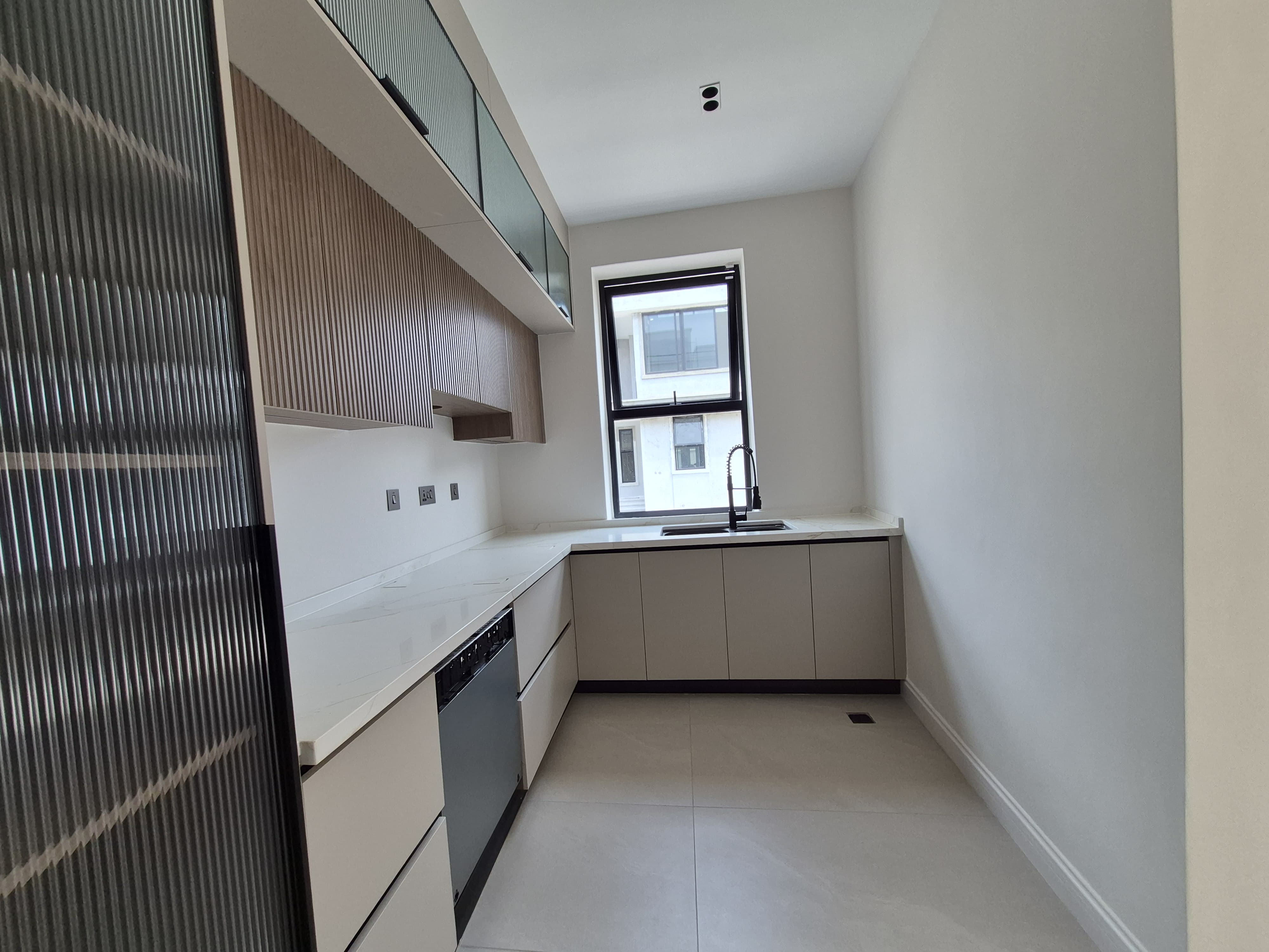 5 Bedroom Villas For Sale In Runda thumbnail 8