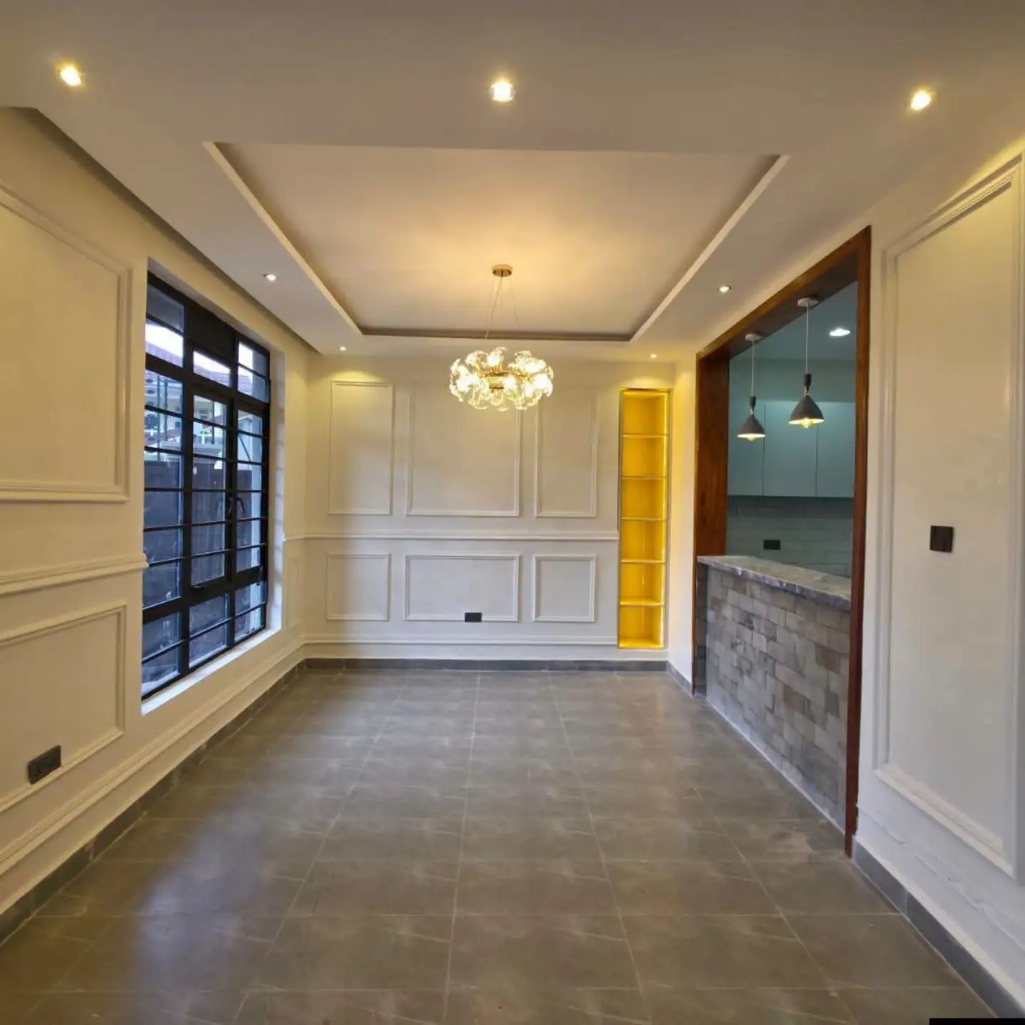 Ultra-Modern 4-Bedroom All En-suite Maisonette + DSQ + Attic Family Room thumbnail 14