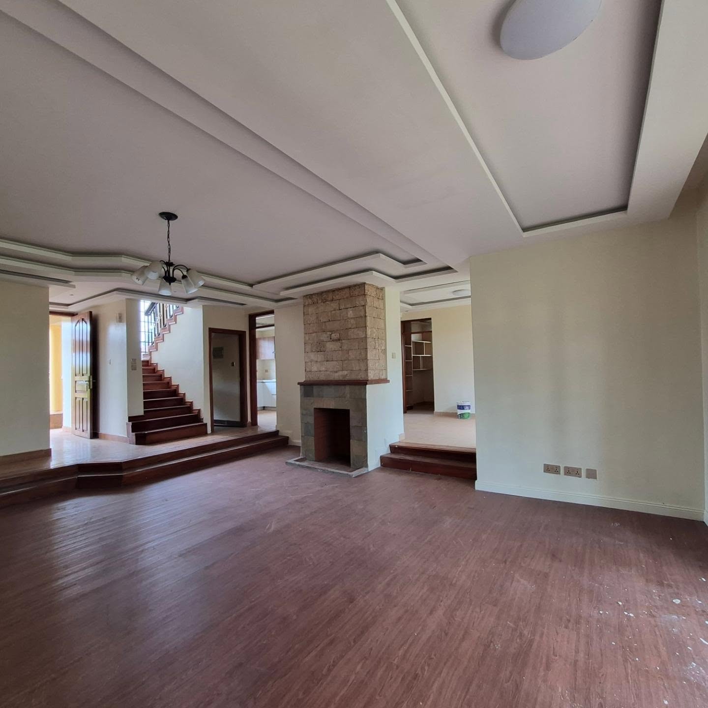 Redhill Heights Villas thumbnail 4