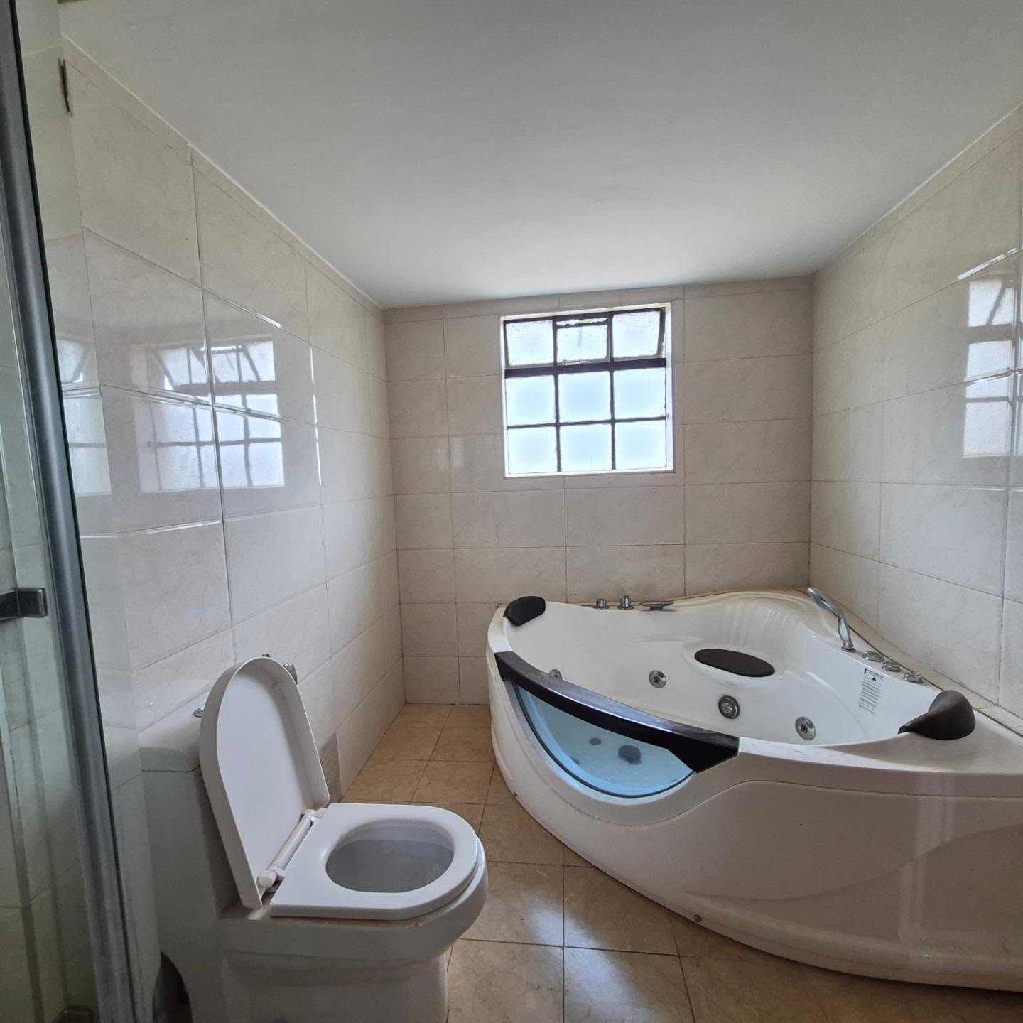 Redhill Heights Villas thumbnail 18