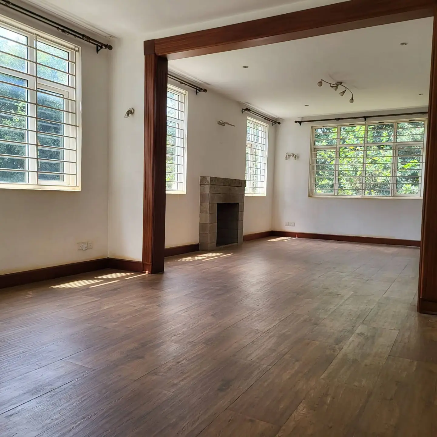 5 Bedroom Townhouse To Let in Nairobi thumbnail 4