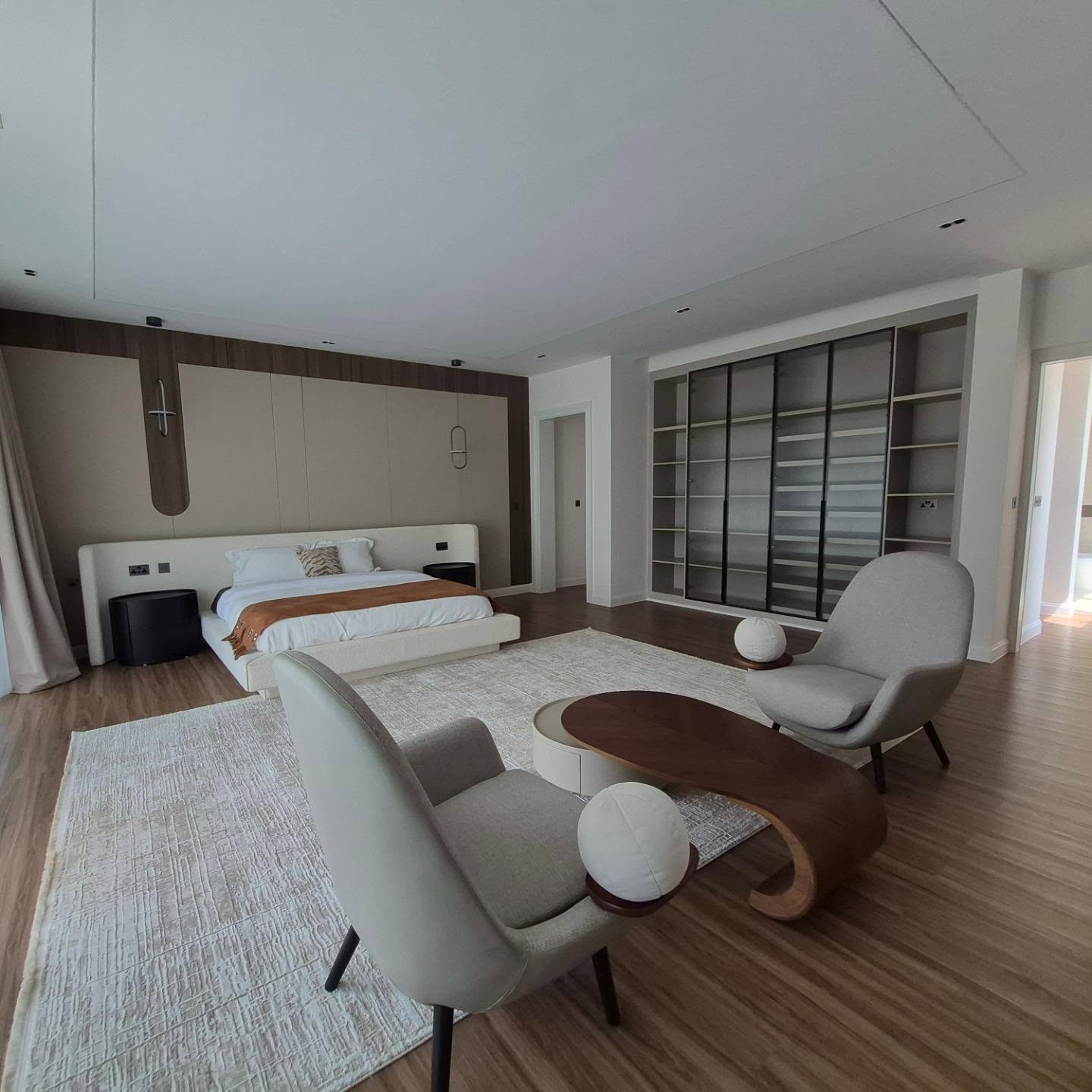 BRAND NEW LUXURIOUS 5 BEDROOM VILLA. thumbnail 14